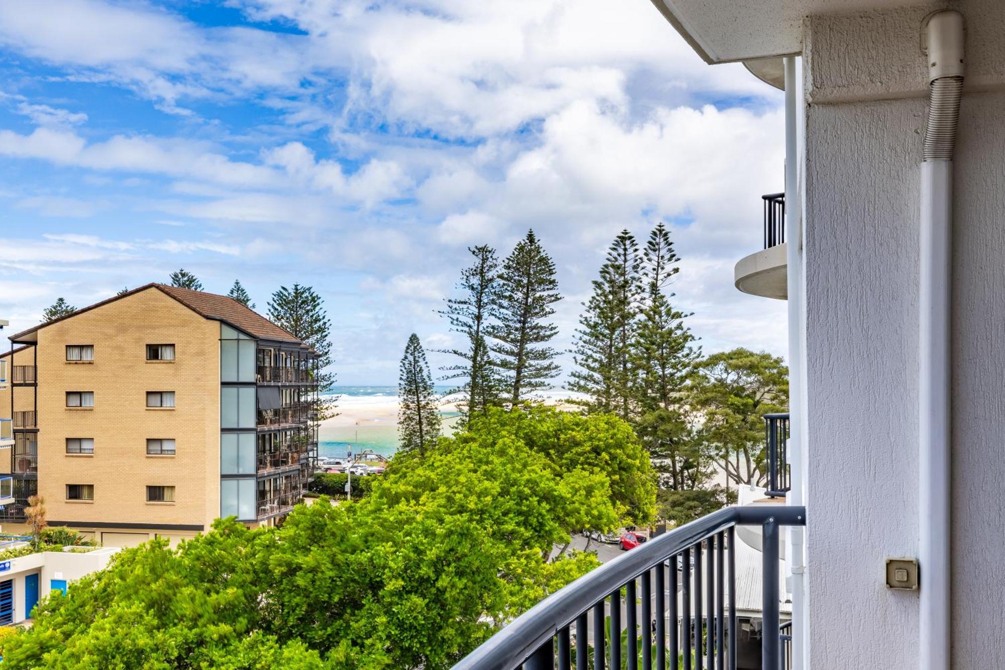 Belaire Place Motel Apartments Caloundra Zewnętrze zdjęcie